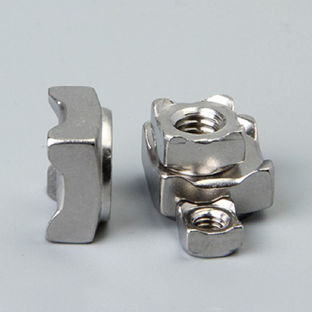 四方焊接螺母